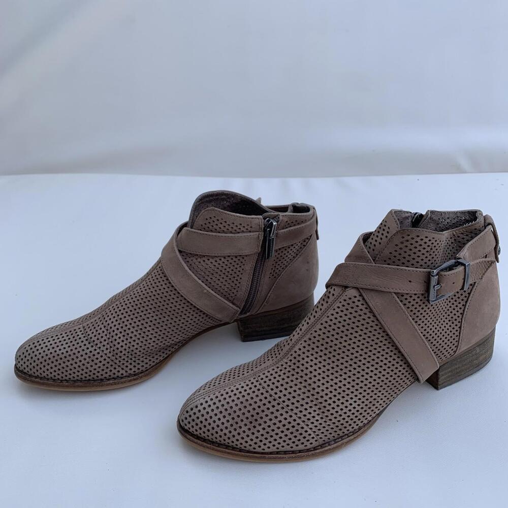 Vince Camuto Brown Perforated Ankle Booties Sz 8